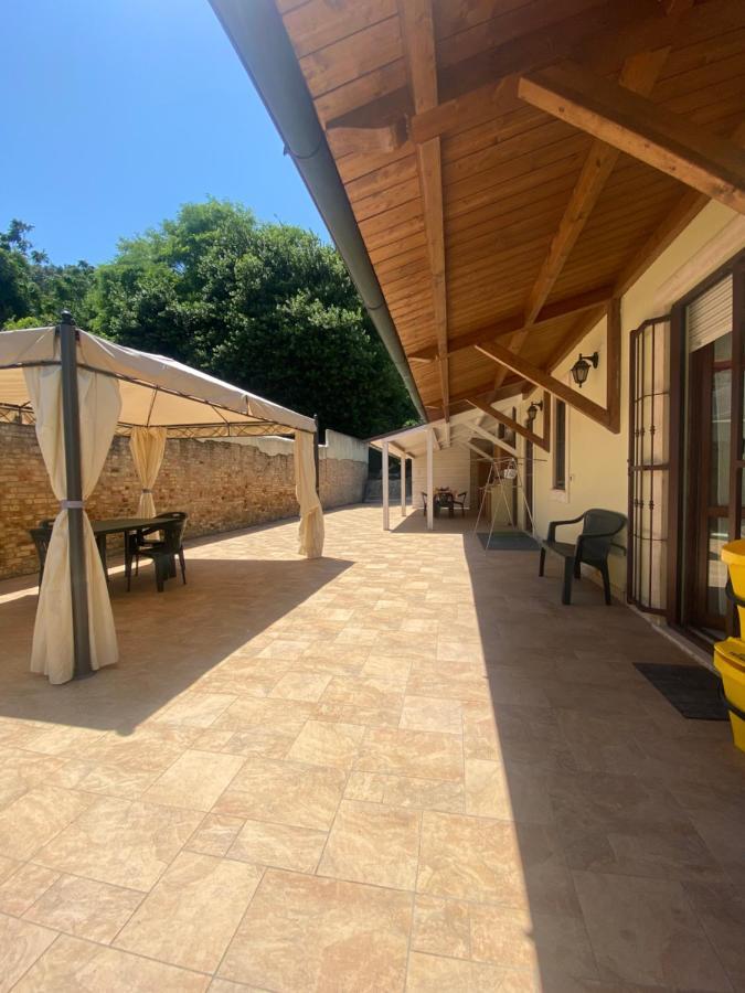 סן בנדטו דל טרנטו Caserma Guelfa - Casa Vacanza Chiarina מראה חיצוני תמונה